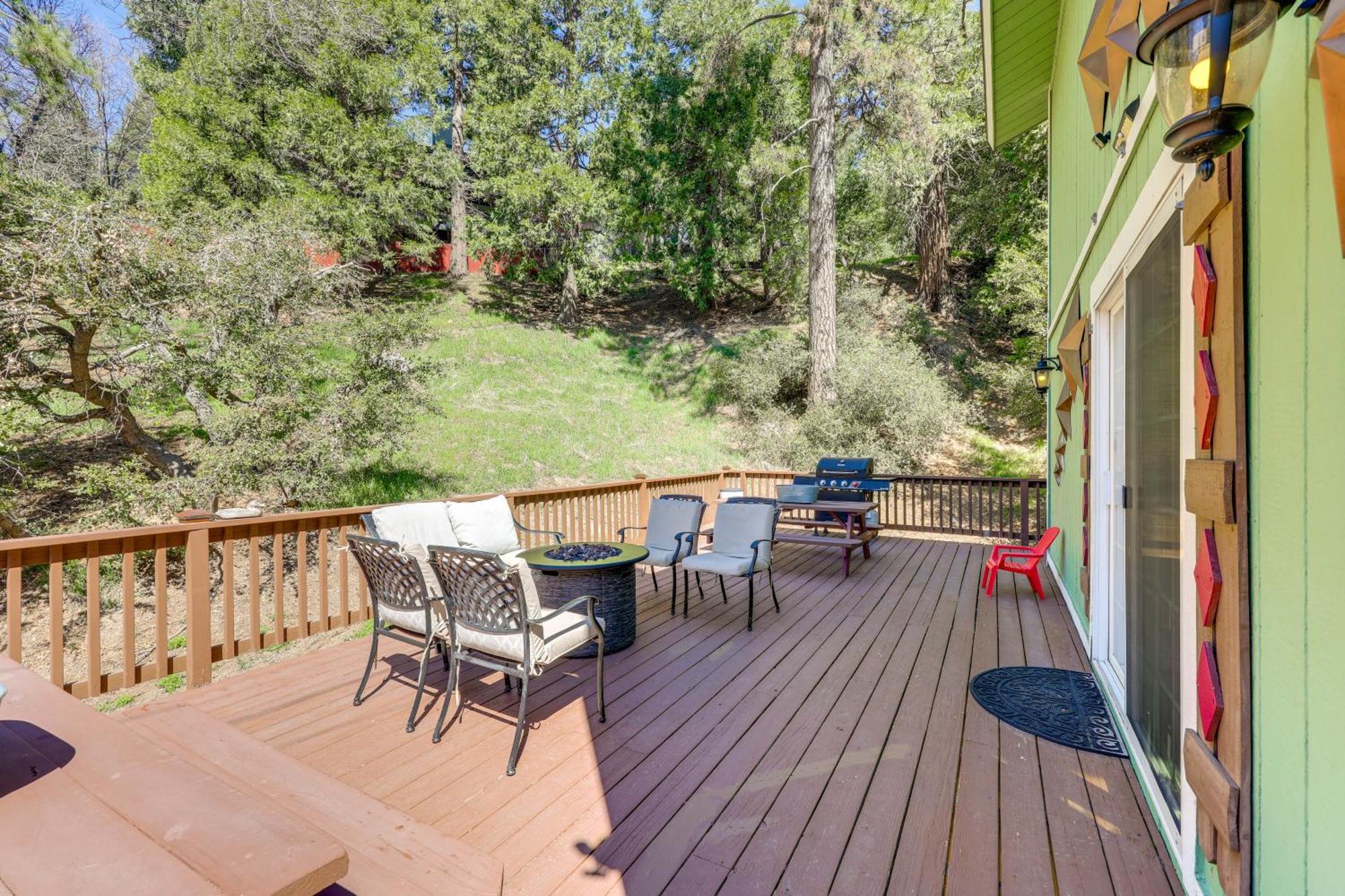 Remodeled Crestline Retreat Walk To Lake Gregory! Екстер'єр фото